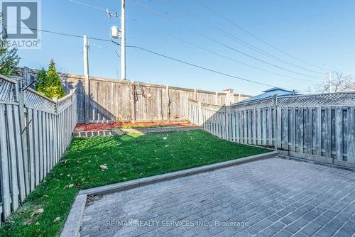 130 Royal Appian Crescent, Vaughan, ON - Outdoor