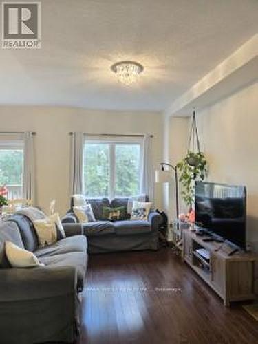 1196 Peelar Crescent, Innisfil, ON - Indoor Photo Showing Living Room