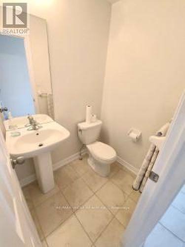 1196 Peelar Crescent, Innisfil, ON - Indoor Photo Showing Bathroom