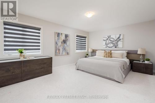 126 Barrow Avenue, Bradford West Gwillimbury, ON - Indoor Photo Showing Bedroom