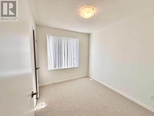 91 - 39 Honeycrisp Crescent, Vaughan, ON - Indoor Photo Showing Other Room