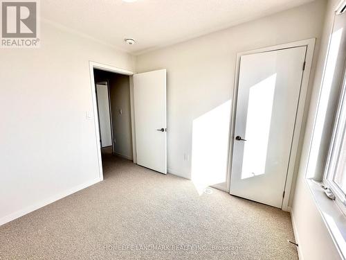 91 - 39 Honeycrisp Crescent, Vaughan, ON - Indoor Photo Showing Other Room