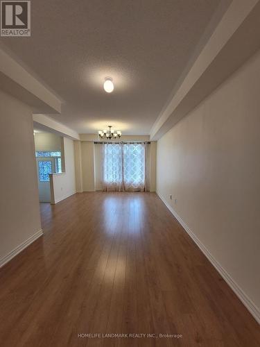 13 Beechborough Crescent, East Gwillimbury, ON - Indoor Photo Showing Other Room