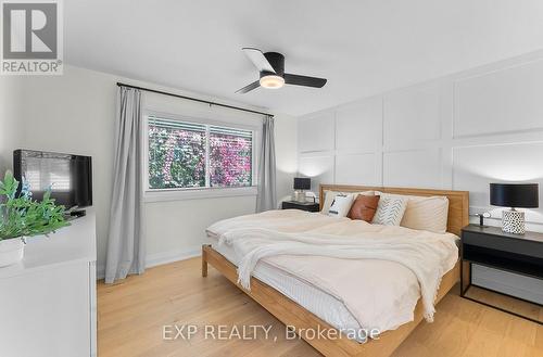 6977 Waterloo Drive, Niagara Falls (207 - Casey), ON - Indoor Photo Showing Bedroom