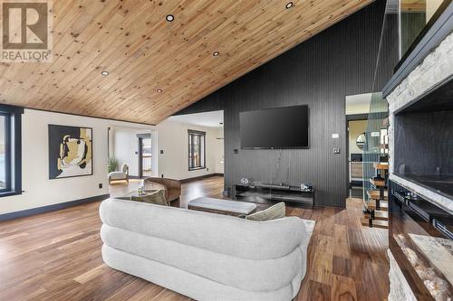 463 River Rd, Sault Ste. Marie, ON - Indoor Photo Showing Living Room