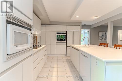 48 Lawrence Avenue, Springwater, ON - Indoor Photo Showing Kitchen