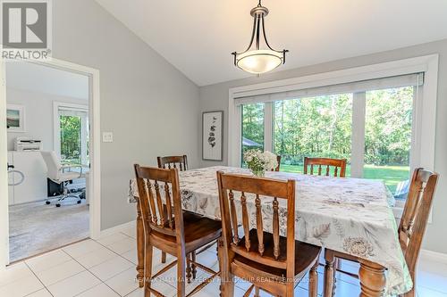 48 Lawrence Avenue, Springwater, ON - Indoor Photo Showing Dining Room