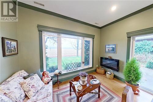 24 Bayfield Mews Lane, Bluewater (Bayfield), ON - Indoor Photo Showing Living Room With Fireplace