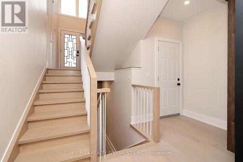 1046 Roosevelt Road, Mississauga, ON - Indoor Photo Showing Other Room