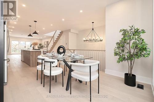 1046 Roosevelt Road, Mississauga, ON - Indoor Photo Showing Dining Room