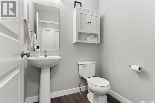 7905 Canola Avenue, Regina, SK - Indoor Photo Showing Bathroom