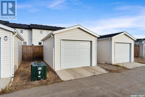 7905 Canola Avenue, Regina, SK - Outdoor With Exterior