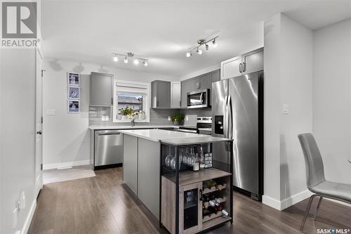 7905 Canola Avenue, Regina, SK - Indoor Photo Showing Kitchen With Upgraded Kitchen