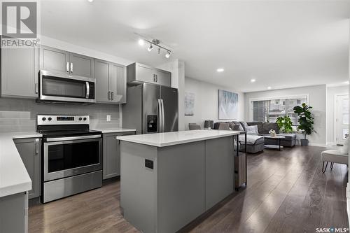 7905 Canola Avenue, Regina, SK - Indoor Photo Showing Kitchen With Upgraded Kitchen