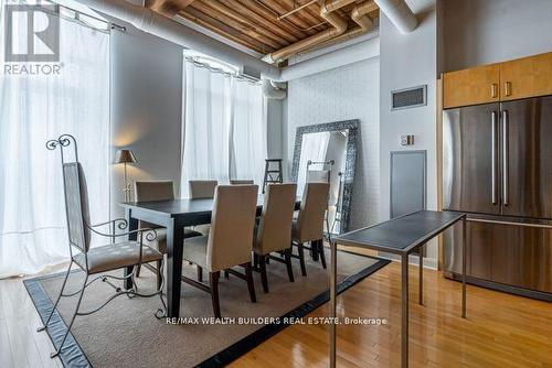 417 - 993 Queen Street W, Toronto, ON - Indoor