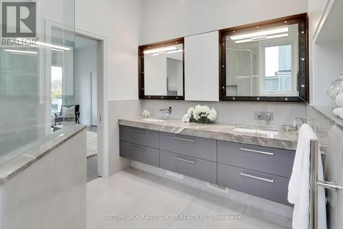 302 Winona Drive, Toronto, ON - Indoor Photo Showing Bathroom