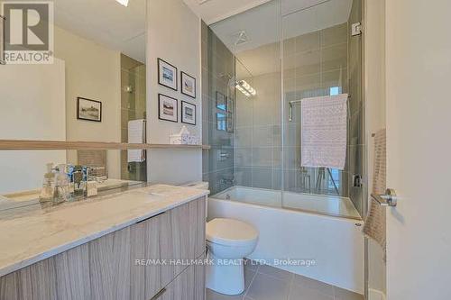 611 - 6 Parkwood Avenue, Toronto, ON - Indoor Photo Showing Bathroom