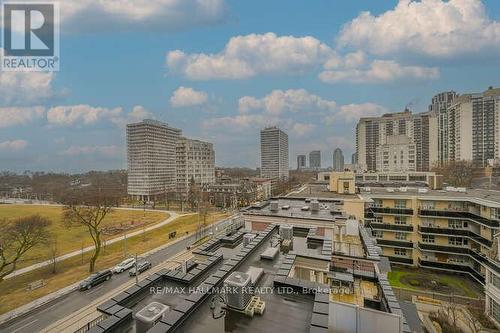 611 - 6 Parkwood Avenue, Toronto, ON - Outdoor With View