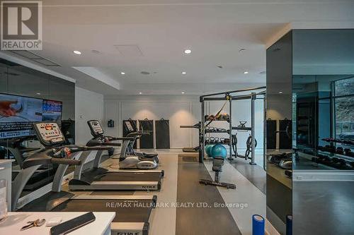 611 - 6 Parkwood Avenue, Toronto, ON - Indoor Photo Showing Gym Room