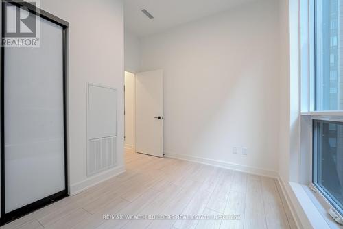 822 - 15 Mercer Street, Toronto, ON - Indoor Photo Showing Other Room