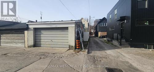 521 Lansdowne Avenue, Toronto, ON - Outdoor With Exterior