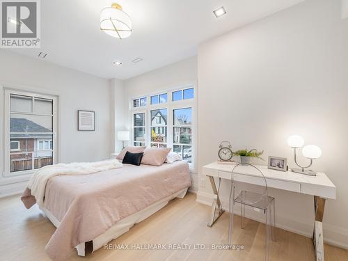 336 St Germain Avenue, Toronto, ON - Indoor Photo Showing Bedroom