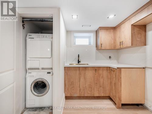 336 St Germain Avenue, Toronto, ON - Indoor Photo Showing Laundry Room