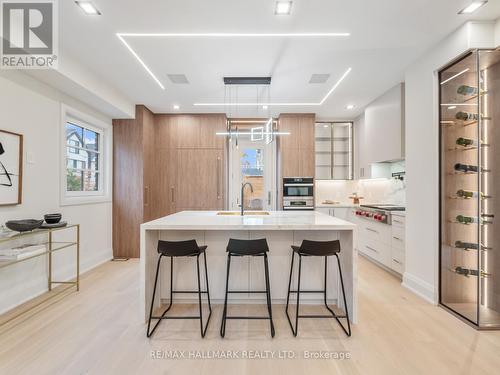 336 St Germain Avenue, Toronto, ON - Indoor Photo Showing Kitchen With Upgraded Kitchen