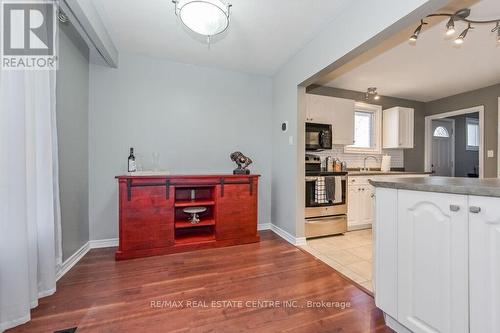 24 Madison Avenue, Orangeville, ON - Indoor Photo Showing Kitchen