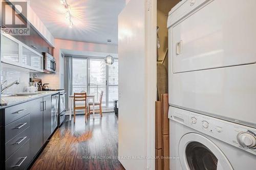 813 - 100 Western Battery Road, Toronto, ON - Indoor Photo Showing Laundry Room