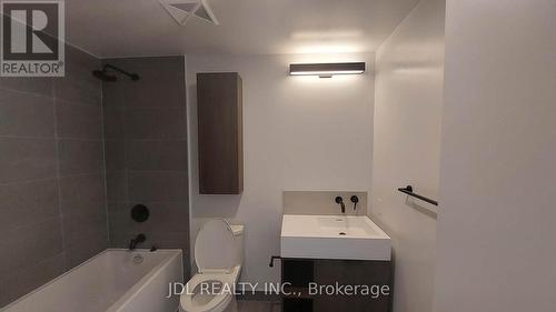 2309 - 108 Peter Street, Toronto, ON - Indoor Photo Showing Bathroom