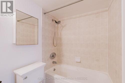 611 - 210 Victoria Street, Toronto, ON - Indoor Photo Showing Bathroom