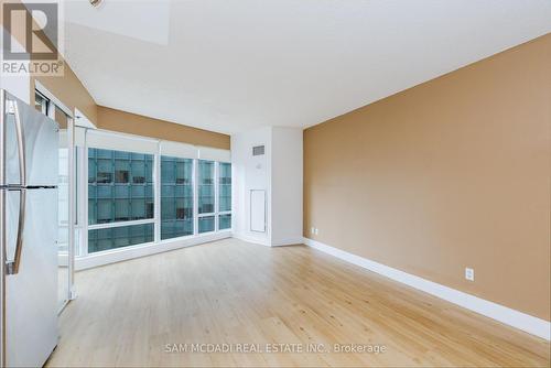 611 - 210 Victoria Street, Toronto, ON - Indoor Photo Showing Other Room