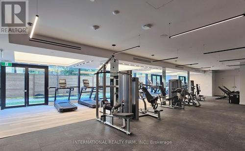 1406S - 127 Broadway Avenue, Toronto, ON - Indoor Photo Showing Gym Room