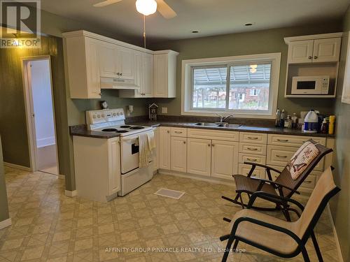 55 Parkside Drive, Kawartha Lakes (Lindsay), ON - Indoor Photo Showing Kitchen With Double Sink