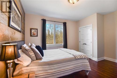 37 Kellys Road, Rideau Lakes, ON - Indoor Photo Showing Bedroom