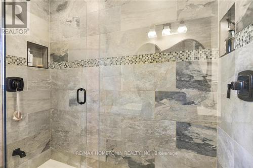 37 Kellys Road, Rideau Lakes, ON - Indoor Photo Showing Bathroom