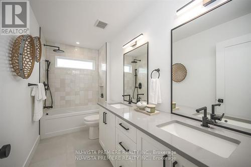 1181 Honeywood Drive, London, ON - Indoor Photo Showing Bathroom