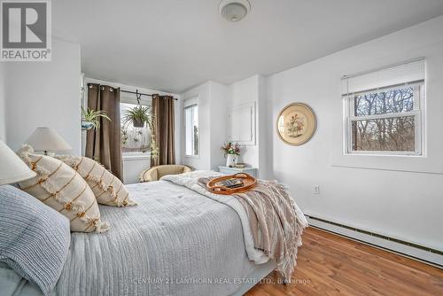 1701 County 7 Road, Prince Edward County (Picton), ON - Indoor Photo Showing Bedroom