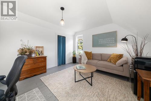 1701 County 7 Road, Prince Edward County (Picton), ON - Indoor Photo Showing Living Room