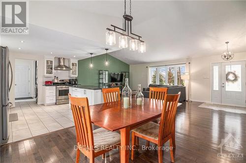 1975 Kingsley Street, Clarence-Rockland, ON - Indoor Photo Showing Dining Room