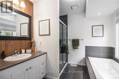 1975 Kingsley Street, Clarence-Rockland, ON - Indoor Photo Showing Bathroom