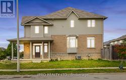 83 BANKFIELD CRESCENT  Hamilton, ON L8J 0C1