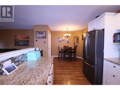 2160 Brycen Place, Grand Forks, BC - Indoor Photo Showing Kitchen