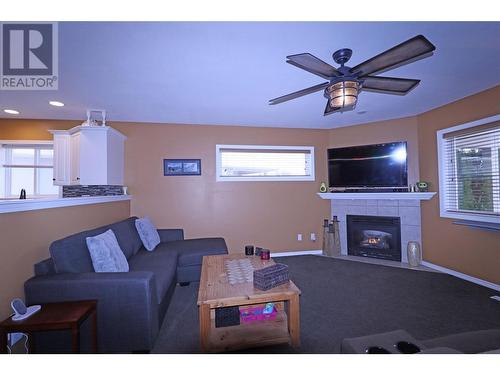 2160 Brycen Place, Grand Forks, BC - Indoor With Fireplace