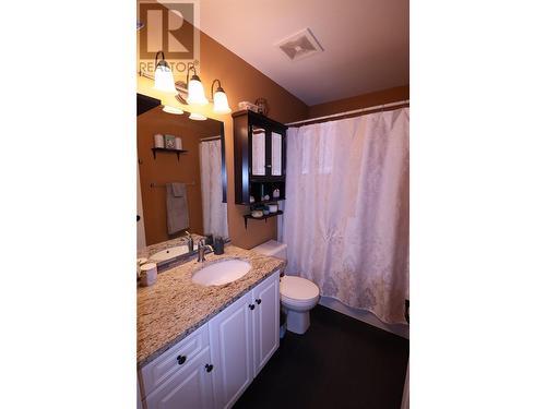 2160 Brycen Place, Grand Forks, BC - Indoor Photo Showing Bathroom