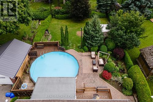 21 Gailmont Drive, Hamilton, ON - Outdoor With Above Ground Pool