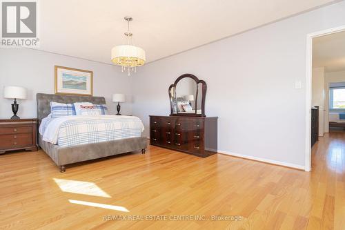 26 Eastview Crescent, Orangeville, ON - Indoor Photo Showing Bedroom