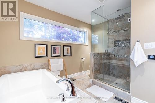 1351 Hazelton Boulevard, Burlington, ON - Indoor Photo Showing Bathroom