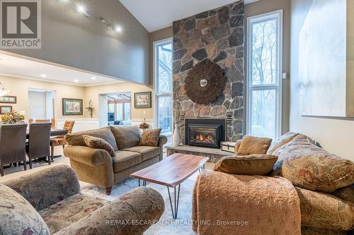 1351 Hazelton Boulevard, Burlington, ON - Indoor Photo Showing Living Room With Fireplace